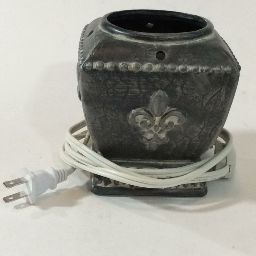 Mini Ceramic Lamp - Picture 2 of 3